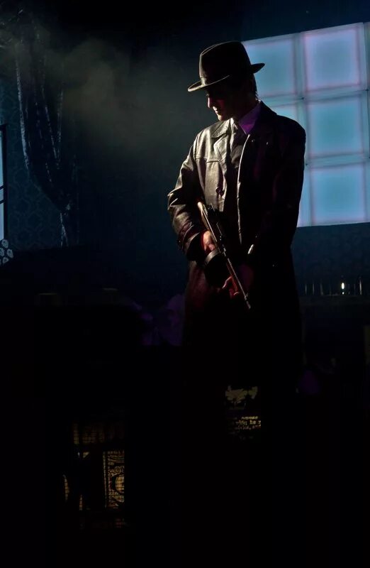 Мафия наступает. Мафия. Мафия наступает. Город засыпает просыпается мем. Мемы про мафию.