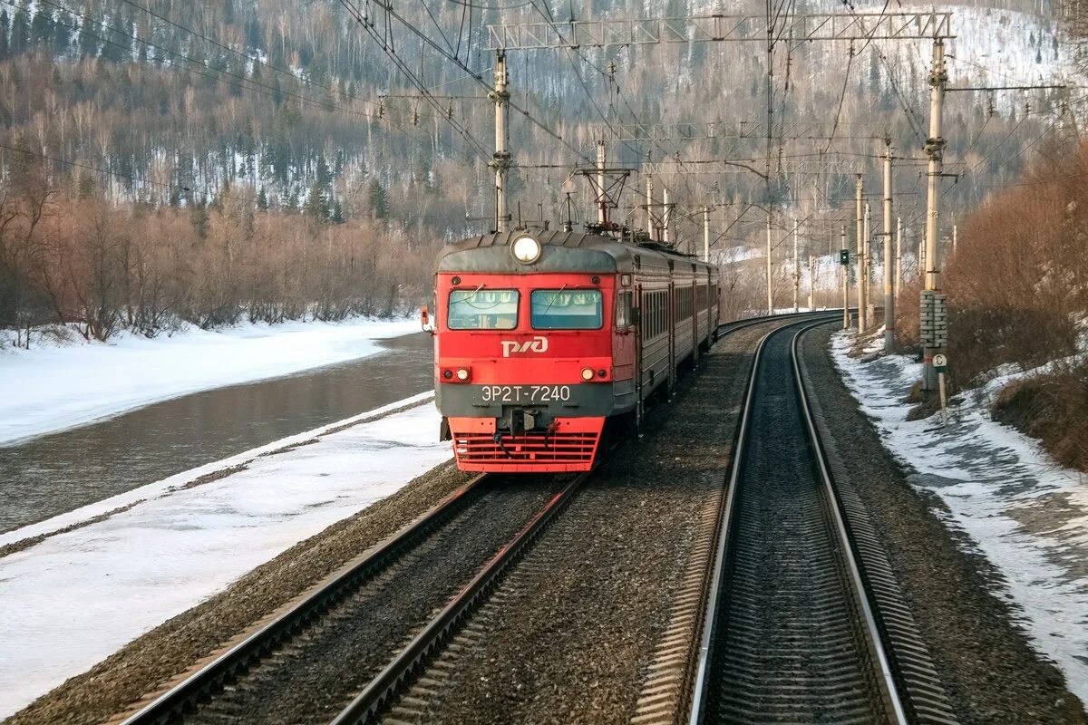 Электричка шакша дема. Депо Черепеть. Станция Черепеть. Эр2-600. Эр2т 7240.