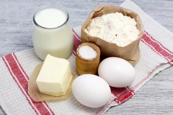 Готовим тесто ингредиенты. Ингредиенты для приготовления теста. продукты для заварного теста. тесто ингредиенты. ингредиенты для воздушного теста.