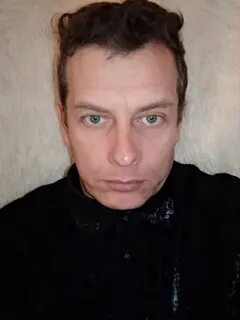 Лев левченко