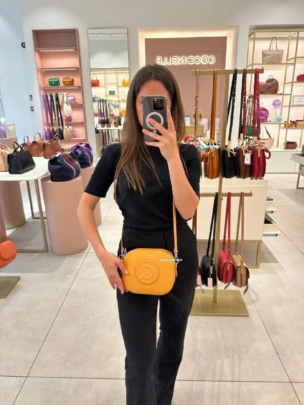 Luluwomen. Luluwomen. Luluwomen. Кофта в обтяг для тренировок. Luluwomen.