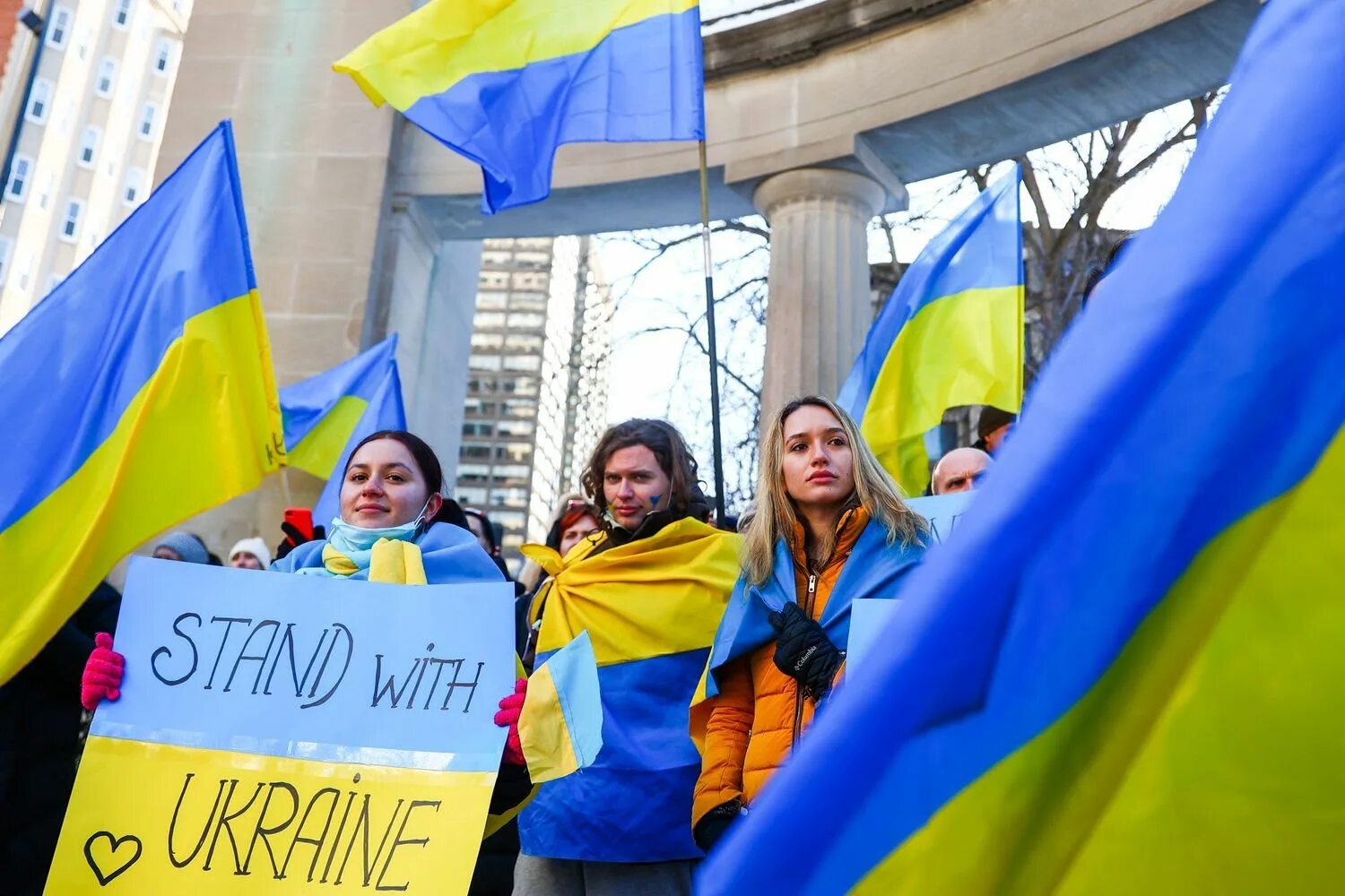 Люди поддержавшие украину. Украинская диаспора в Канаде. Германия за Украину. Украинцы люди. Украинцы в Германии.