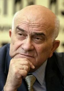 Ясин алиев
