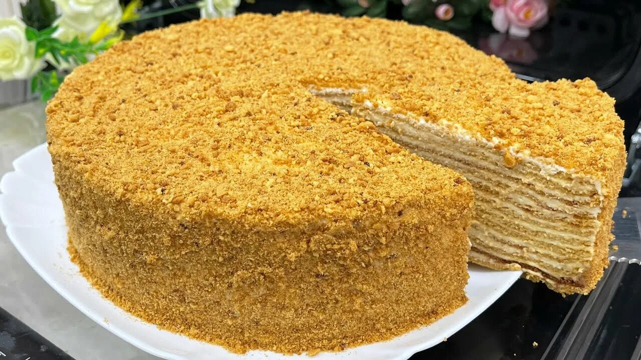 Медовик на сковороде - кулинарный рецепт