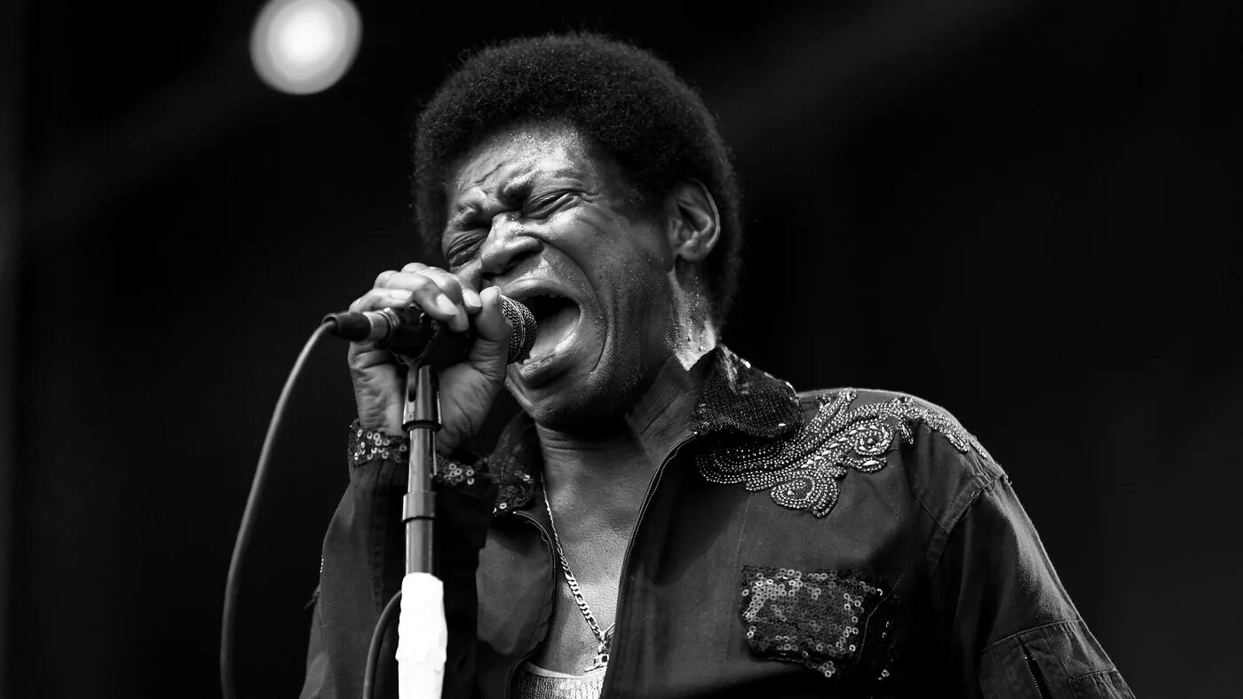 Певец который умер. Соул певец. Charles Bradley changes.