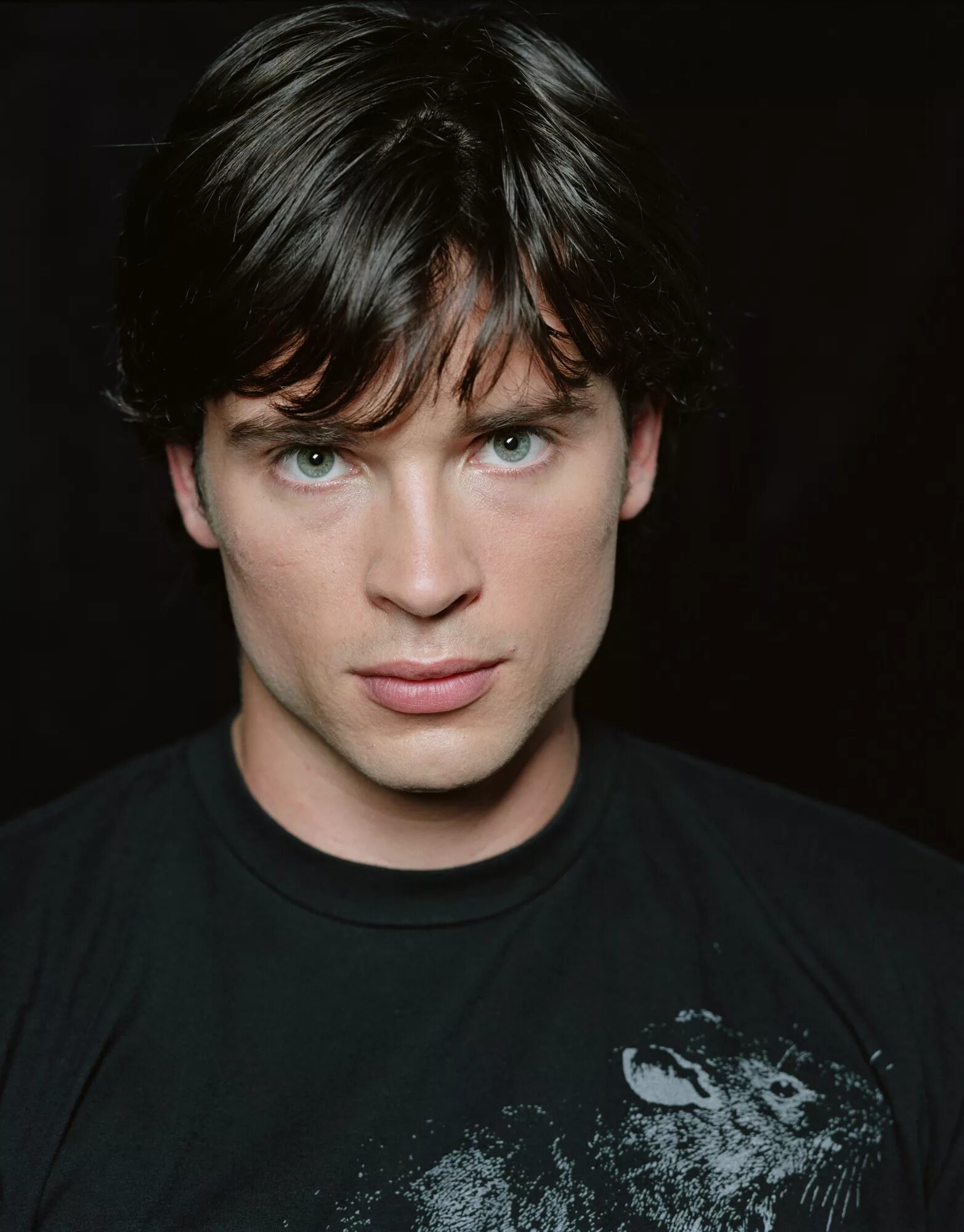 том уэ́ллинг 2021. том уэллинг 2023. том уэллинг сейчас. том уэллинг. том уэллинг.