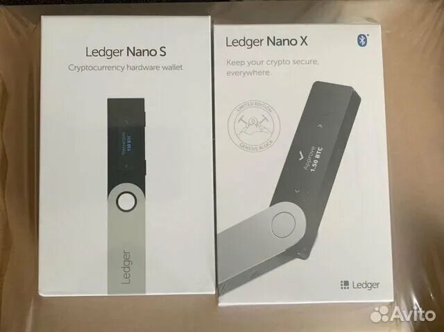 Ledger Nano x коробки. Ledger Nano x черная коробка. Холодный криптокошелек Ledger Nano x. Ledger Nano x на зарядке. Купить ledger nano x