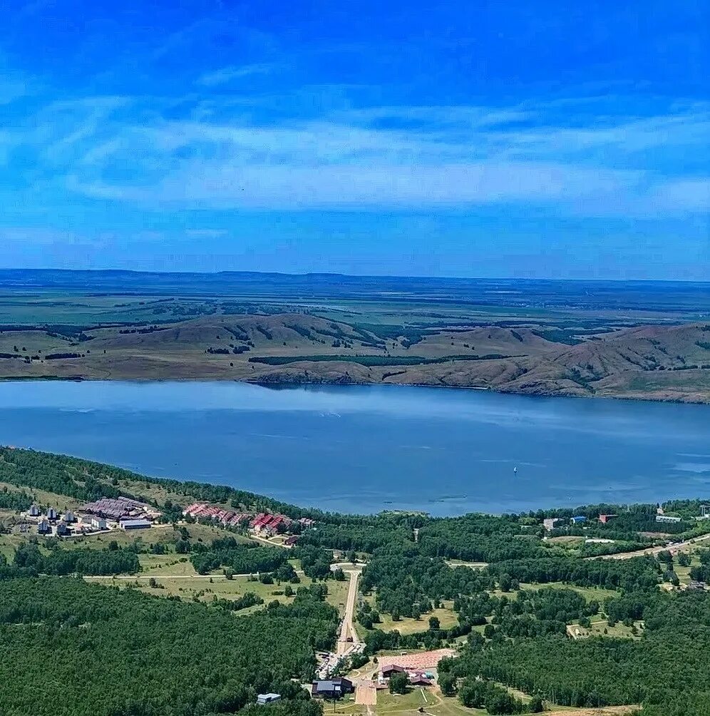 Якты-Куль озеро банное. Якты Куль озеро. Якты-Куль санаторий банное. Якты Куль озеро в Башкирии.