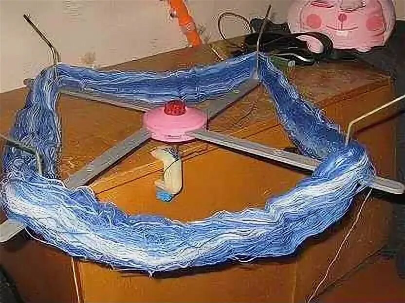 Клубок рисунок. Клубок шерсти. Как разделить мулине. Верёвка на прозрачном фоне. Катушечные нитки.