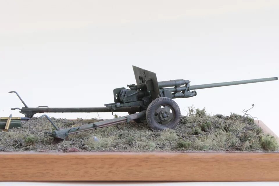 57 мм противотанковая пушка зис 2. ЗИС-2 57-мм противотанковая. 57 Мм ЗИС 2. ЗИС-2 калибра 57 мм. Противотанковая пушка ЗИС-2.