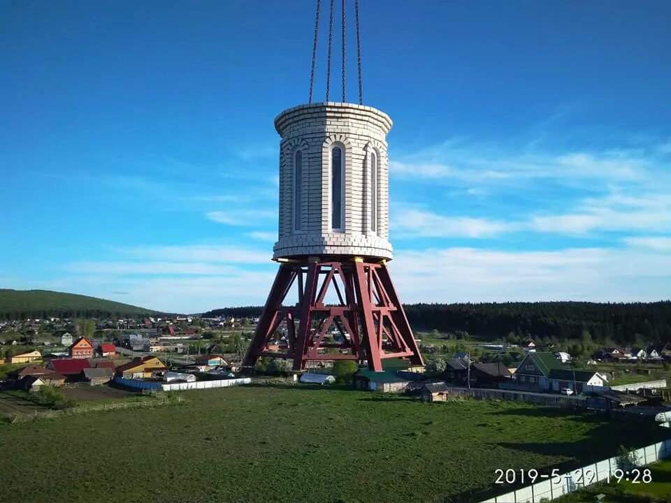 Село краснояр. Краснояр Свердловская область. Храм в Краснояре Ревда. Краснояр Ревдинский район. Свердловская область,, пос. Краснояр.