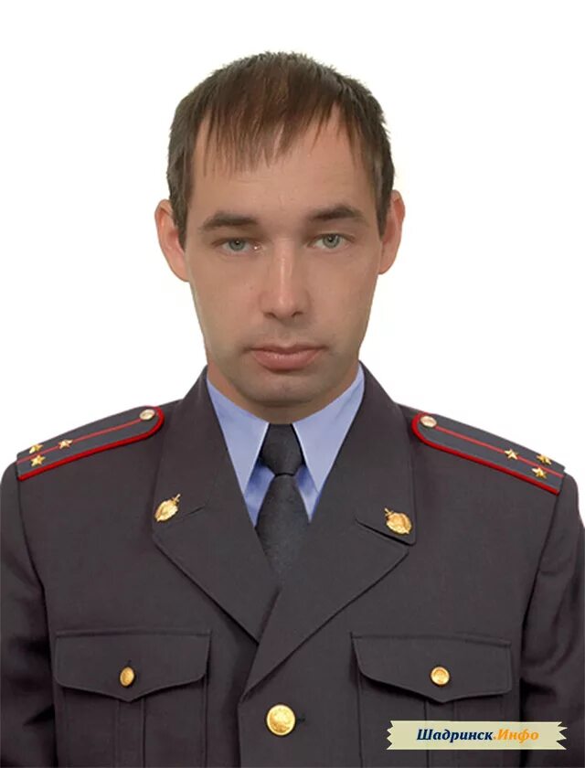 Участковый милиционер. Участковый полицейский. Костинский отдел полиции королев участковые. Форма мвд младший лейтенант. Старший участковый полиции.