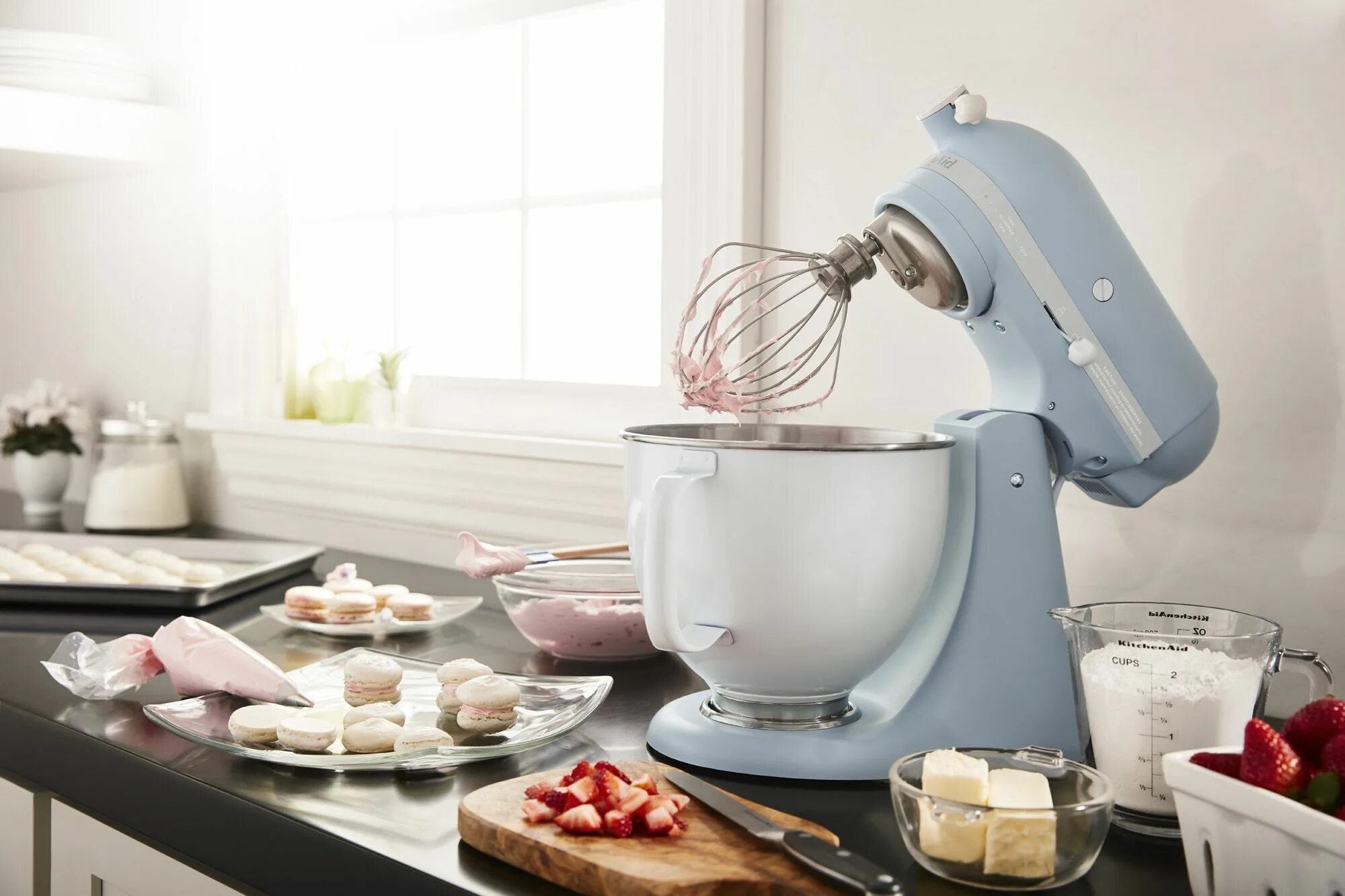 Стационарный миксер какой лучше. Планетарный миксер Stand Mixer. Миксер kitchenaid Artisan Heritage. Планетарный миксер Китфорт. Kitchenaid миксер Лимитед.