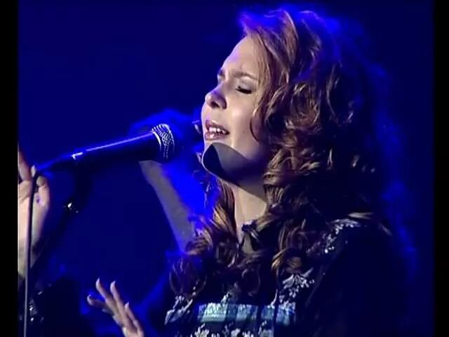 Песня в исполнении шамана и пелагеи. Ярослав дронов на шоу голос. Ярослав дронов и пелагея голос. Пелагея певица фото. Пелагея — калинушка.