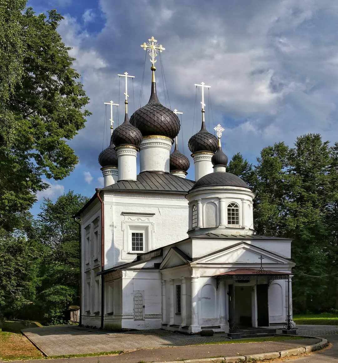 Храм иверской иконы рыбинск. Рыбинск церковь казанской иконы. Икона казанской божьей матери в соборе рыбинска. Церковь рыбинск. Город рыбинск церковь вознесения господня.