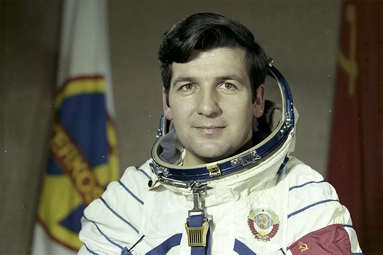 Космонавтка из белоруссии. Белорусские космонавты Климук.