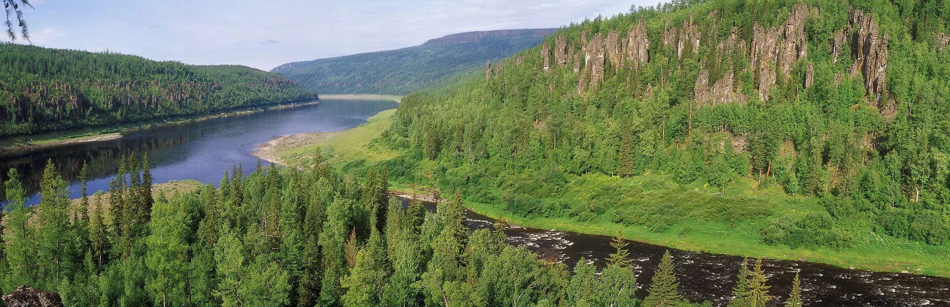 Красноярский край далеко. Тайга река Енисей. Красноярский край Тайга Енисей. Тайга река Красноярск. Сибирская Тайга река Енисей.