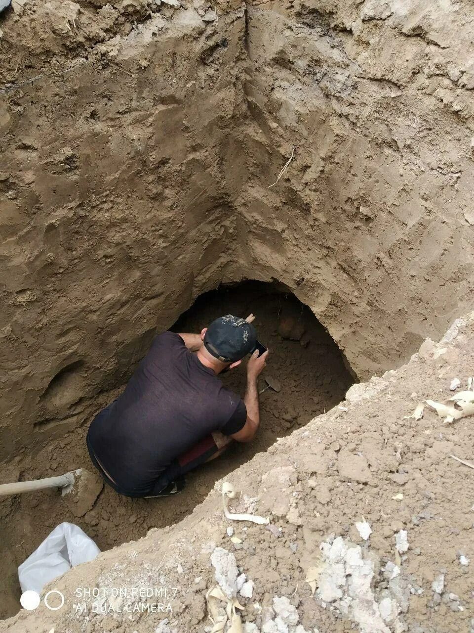 Qazilgan qabr. Qazilgan qabr