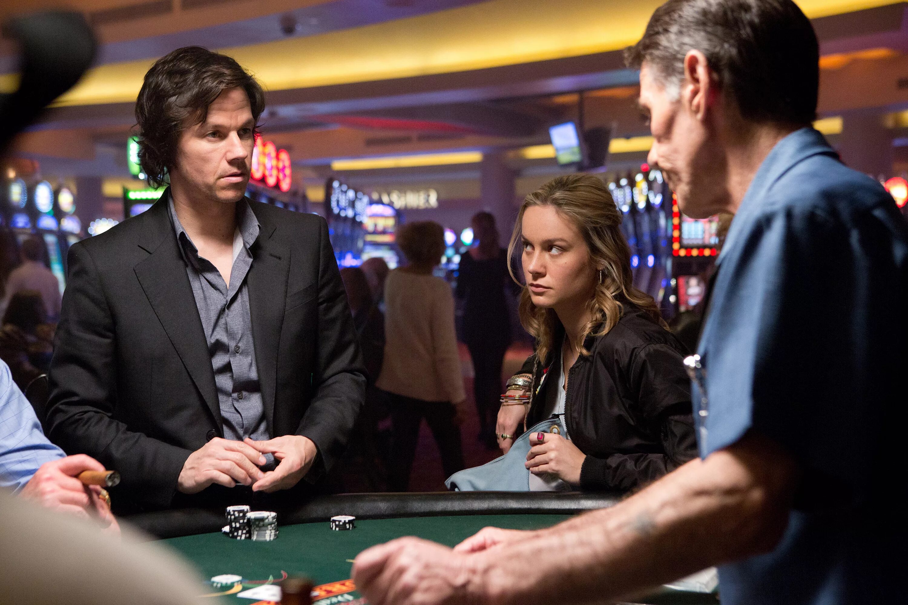 Смотрим версия 12. Игрок(2014) the Gambler Бри Ларсон.