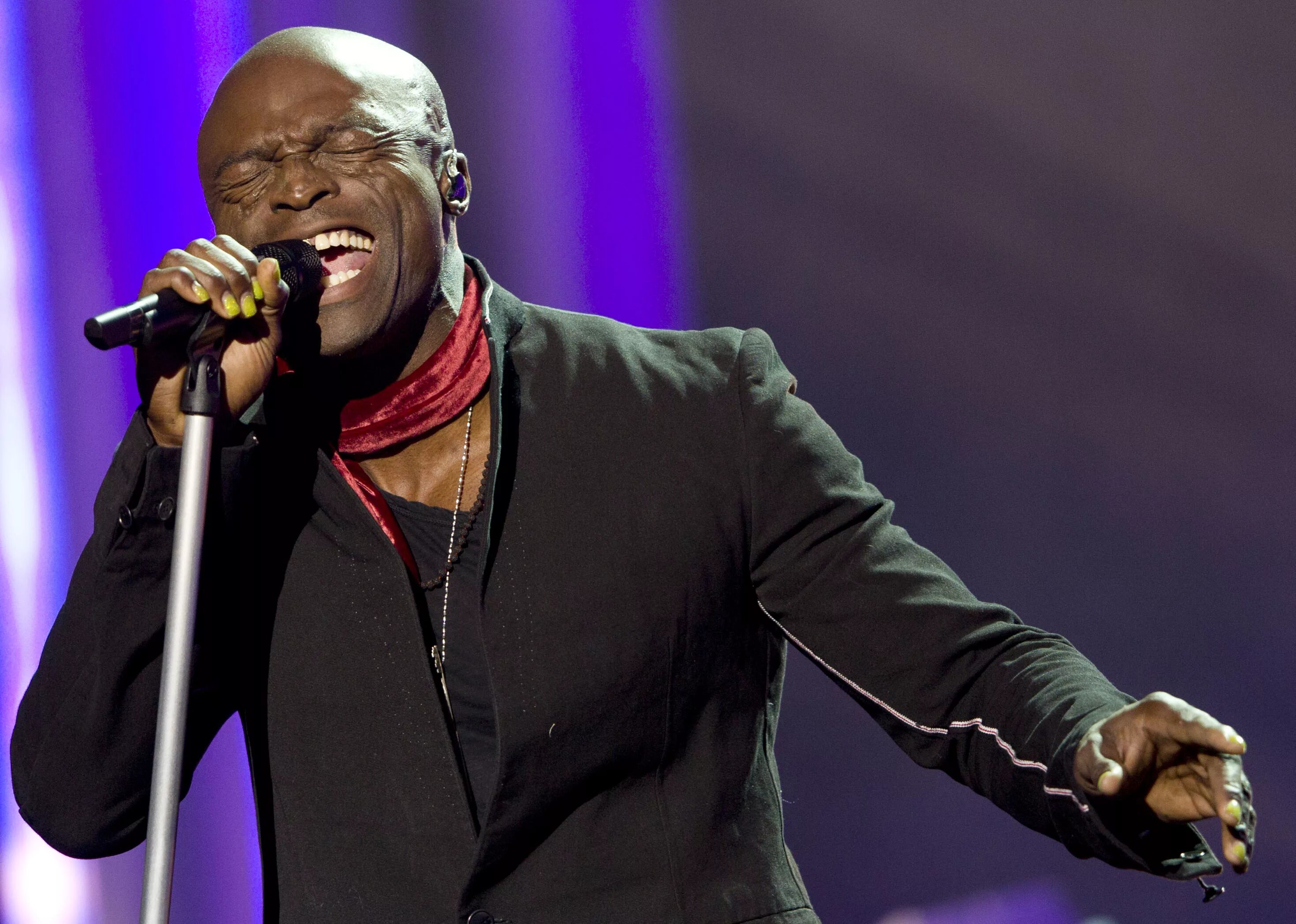 генри олусегун адеола сэмюэл. сил британский певец фото. сил британский певец фото. сил британский певец. Seal певец 2021.