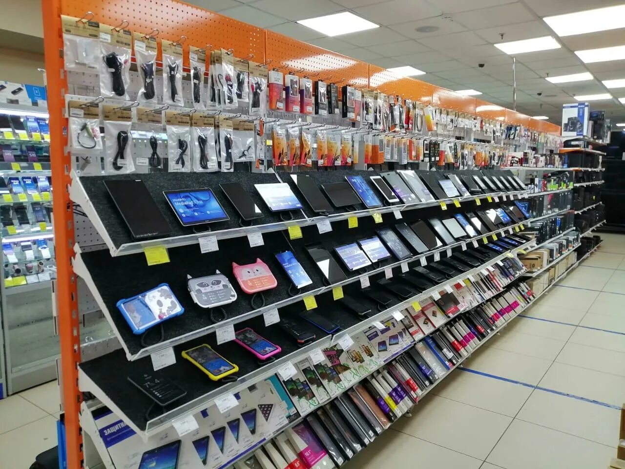 днс на кирова. днс дзержинского киров. днс киров. днс в кирове. Dns киров калужская.