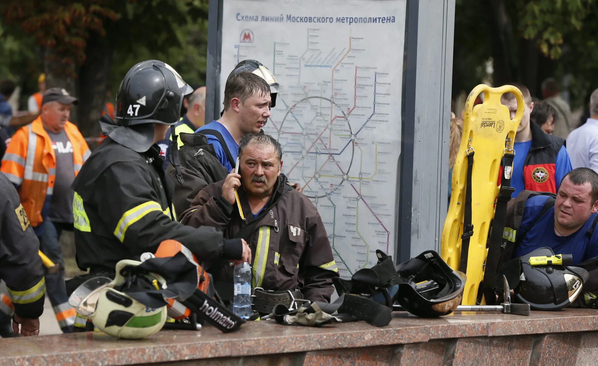 2014 год в метро. Авария метро Славянский бульвар 2014. Катастрофа Славянский бульвар. Катастрофа в Московском метрополитене. Катастрофа в Московском метрополитене 2014.