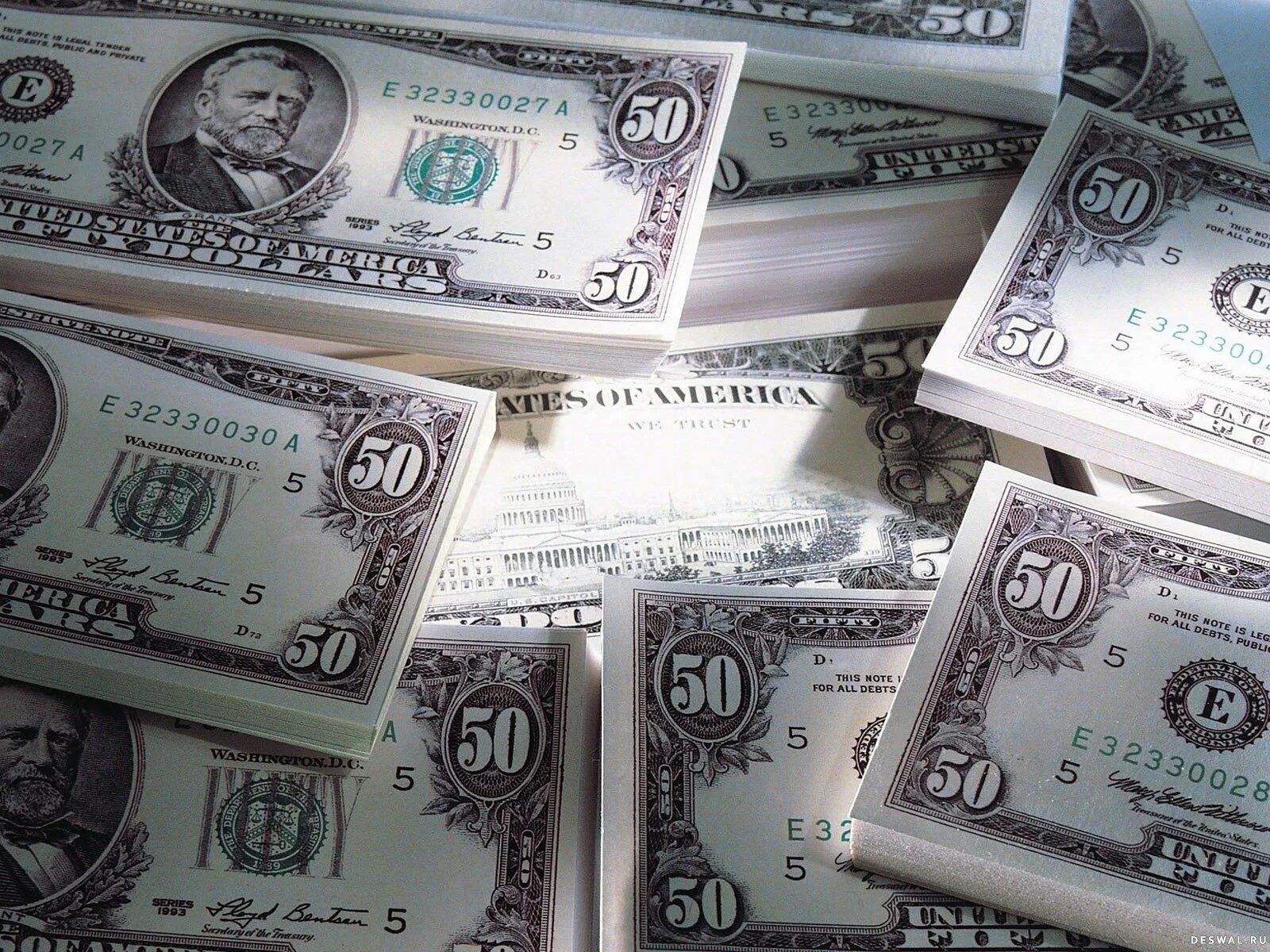 Доллары рубли старый. Бумажные деньги. Деньги доллары. Куча долларов. Красивый доллар.