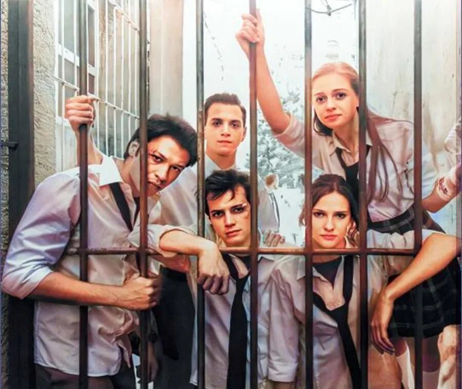 Синан любовь 101. Керем и эда 101 любовь. Любовь 102. Любовь 102. Любовь 102.