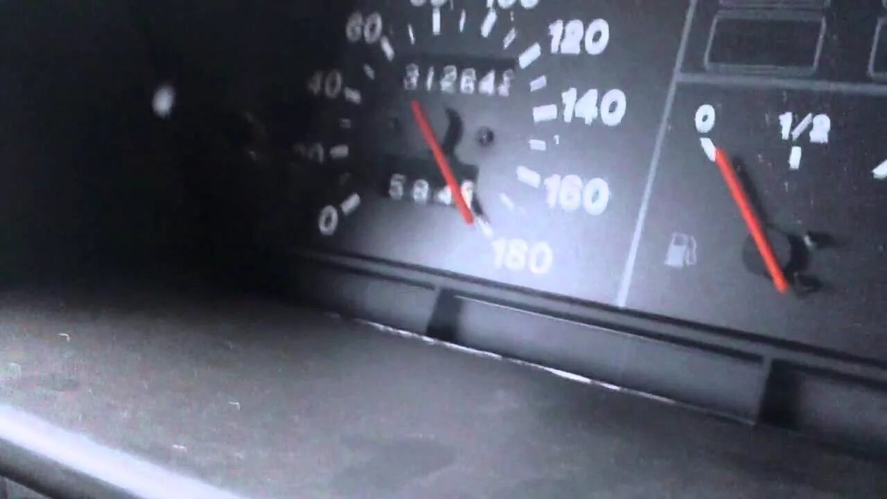 Максимальная скорость 2109. Ваз 2109 спидометр 200. ваз 2109 180км. ваз 2109 200кмч. ваз 2109 спидометр 180.