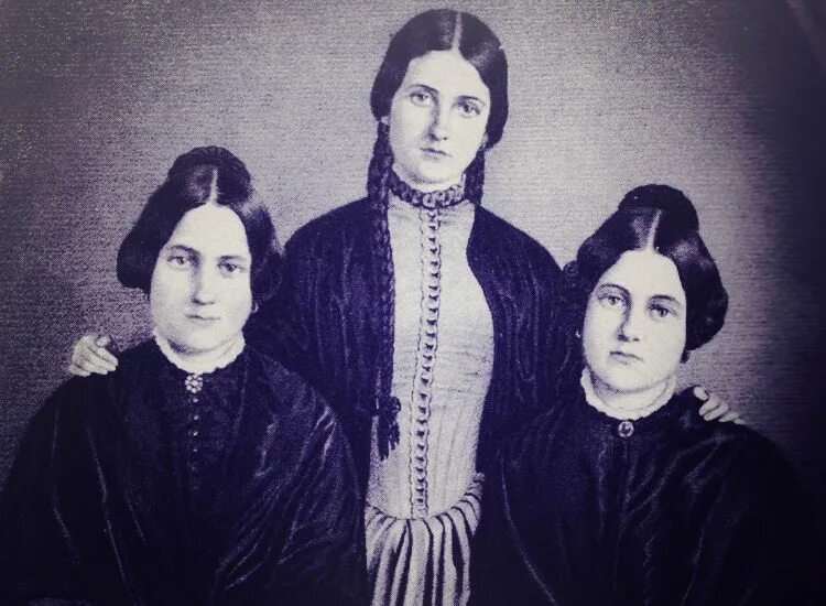 Сёстры Фокс. Сестры Фокс Спиритизм. Медиумы 19 века. Сестры Фокс сеансы. Sister fox