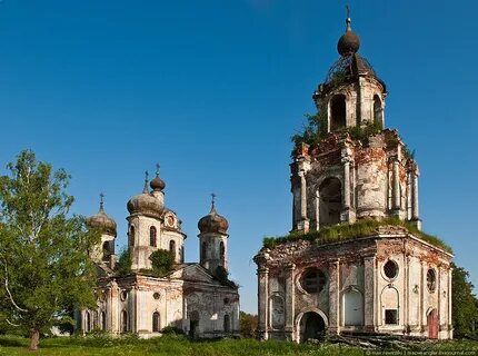 Между церквами