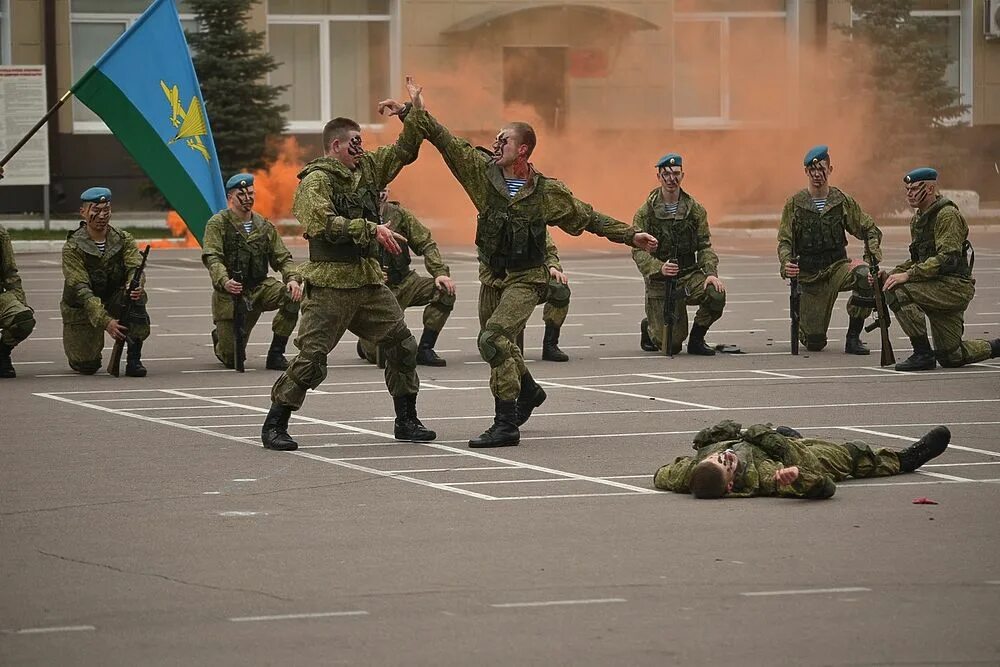 Рязанское Гвардейское воздушно-десантное училище. Рязань ВДВ училище. Рязанская Академия ВДВ имени Маргелова. Училище Маргелова Рязань воздушно-десантное командное. Сайт рязанского воздушно десантного училища