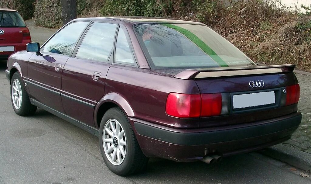 Ауди 80 в4 1992. Ауди 80 б4. Ауди 80 зеленая. Audi 80 b5. Ауди 80 b4.