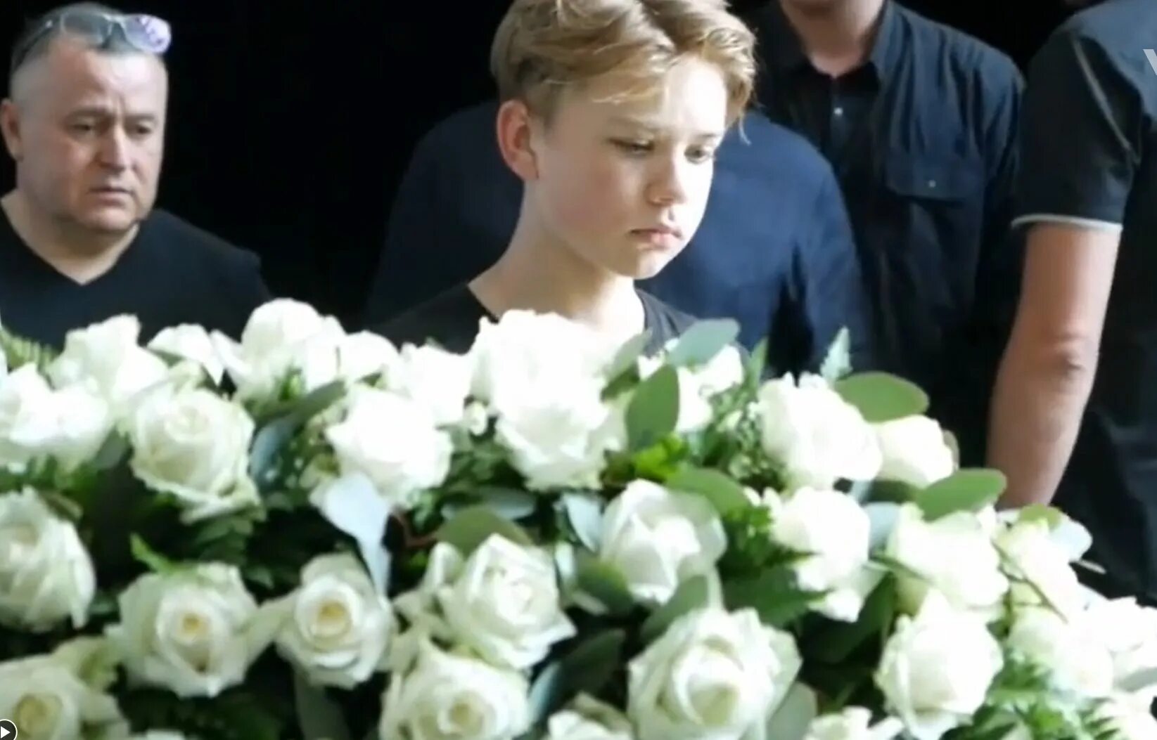 Юрий шатунов с сыном. Юра шатунов сын поет. Группа юра шатунов. Шатунов с сыном. Разин ласковый май в молодости.