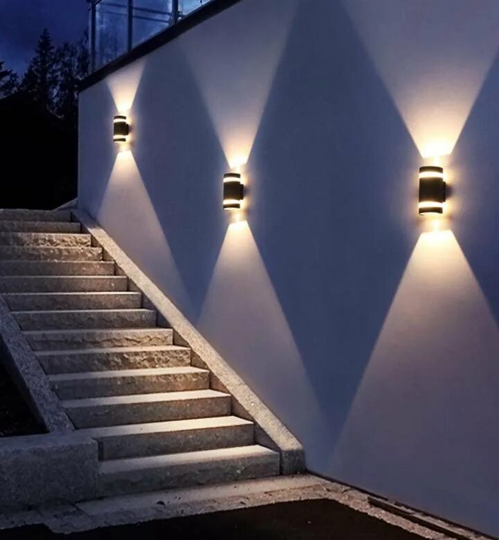 Свет дому интернет. Светильник led 10w Outdoor Wall Light 6500k. Двухлучевой фасадный светильник SLV. Декоративная подсветка фасадов. Подсветка лестницы.