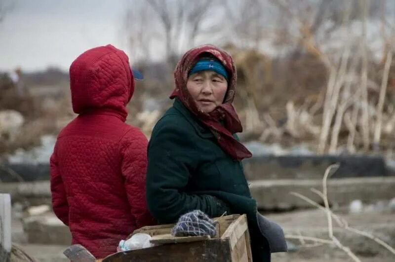 картинка один месяц спустя. прорыв плотины в кызылагаше. спанч боб a few moments later. месяц спустя мем. прорыв плотины в кызылагаше.