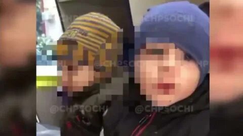 Бросил 4 детей