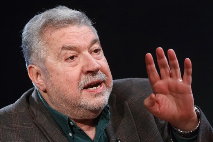 куда делся гусман из жюри