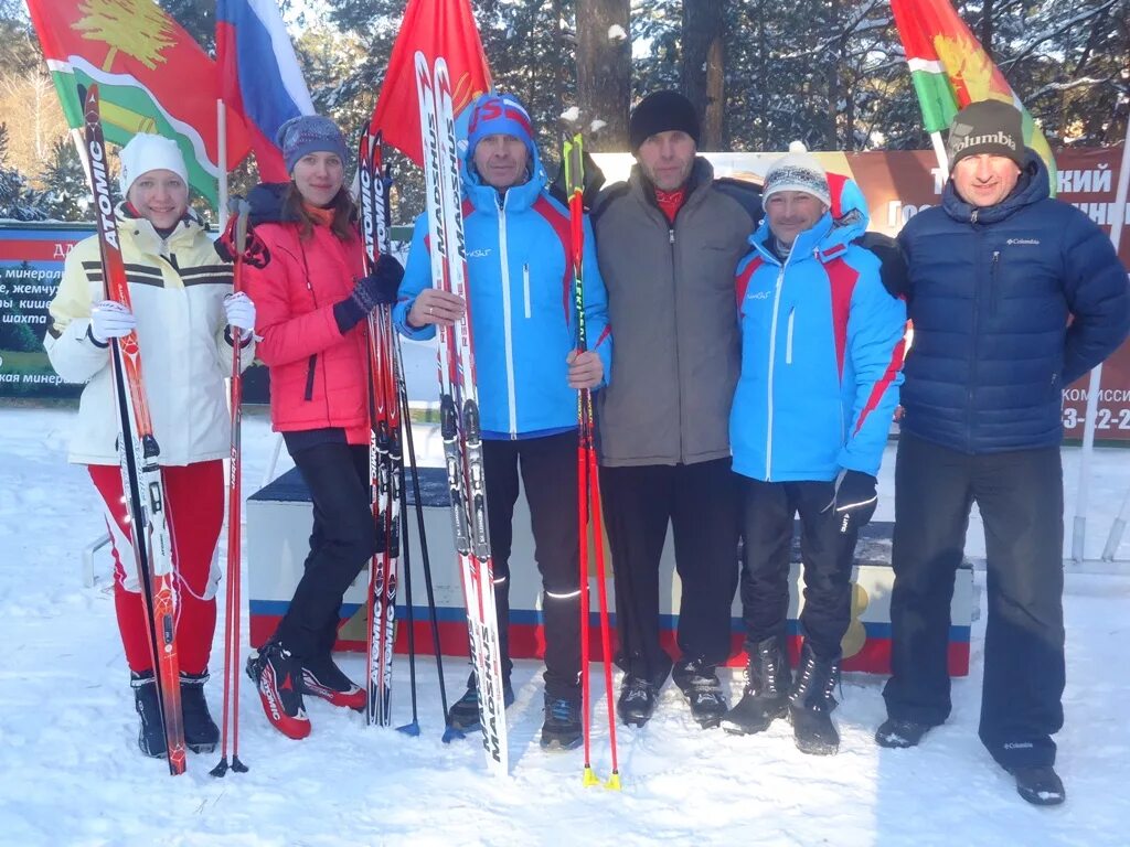 Район лыжников. Лыжные гонки в Тамбове. Спартакиада по лыжным гонкам. Спартакиада по лыжным гонкам Белгород. Спартакиада 2024 по лыжным гонкам Тюмень.