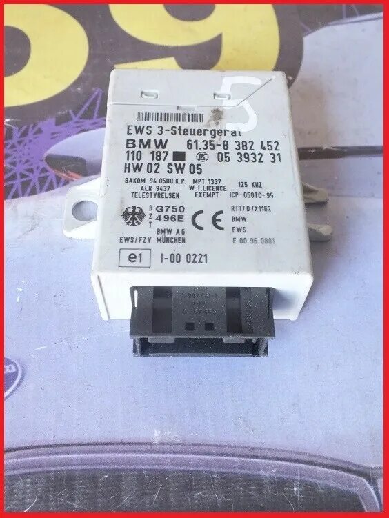Где находится блок ews. Блок ews e39. ews bmw e39. бмв e39 блок ews. bmw e60 блок ews.