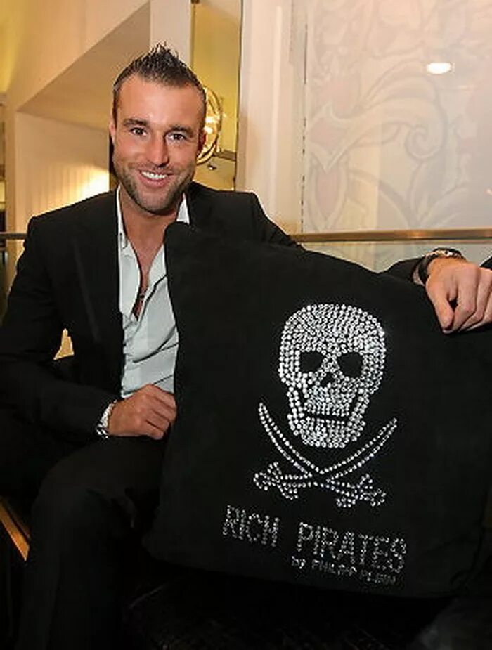 Filip plane. Филипп плейн шихман. Filip plane. Filip plane. Филипп плейн.