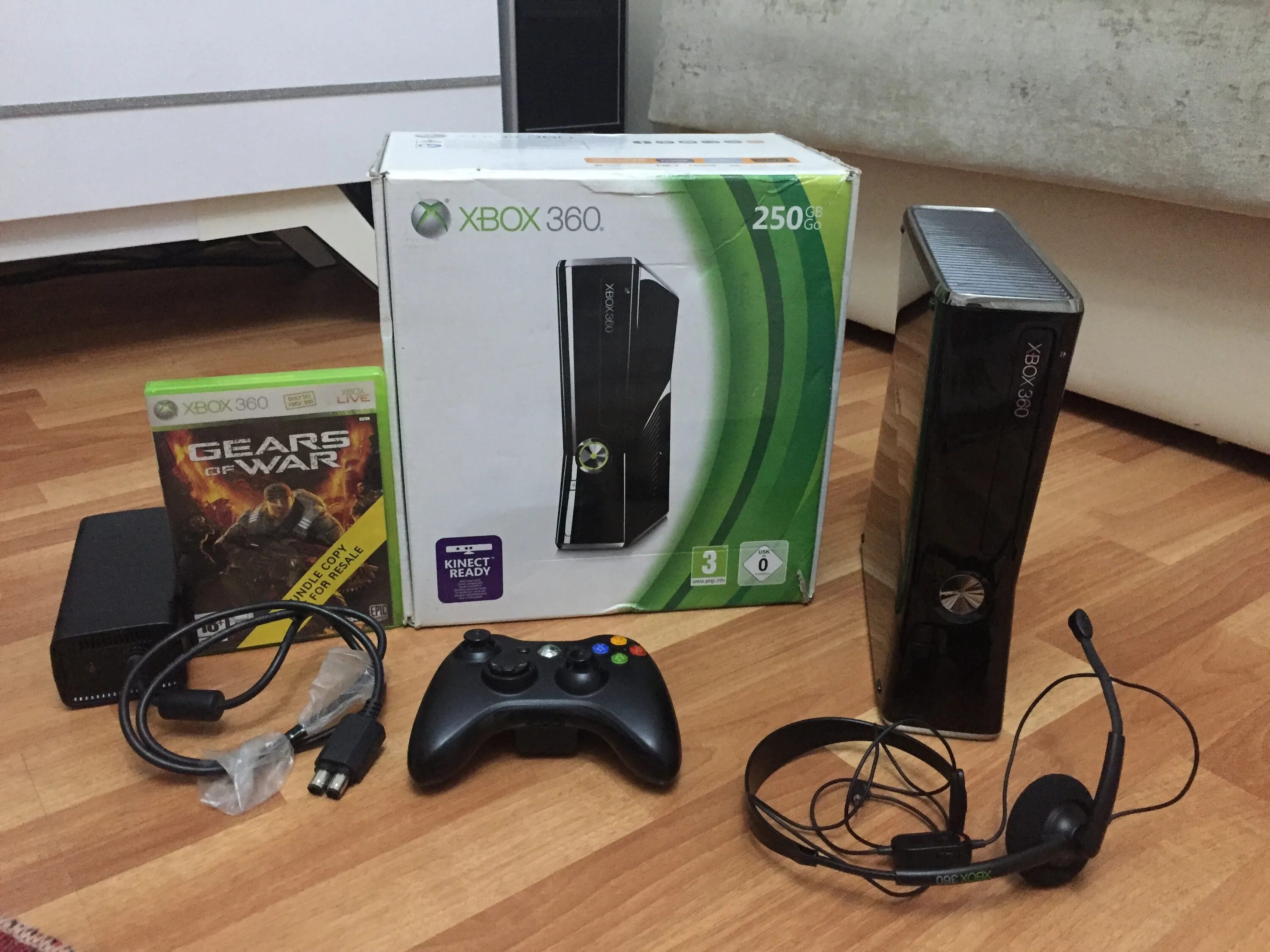 Xbox 360 Slim 250. Xbox 360 s 250гб. Xbox 360 Slim 250gb. Xbox 360 250gb 2012. Хбокс слим