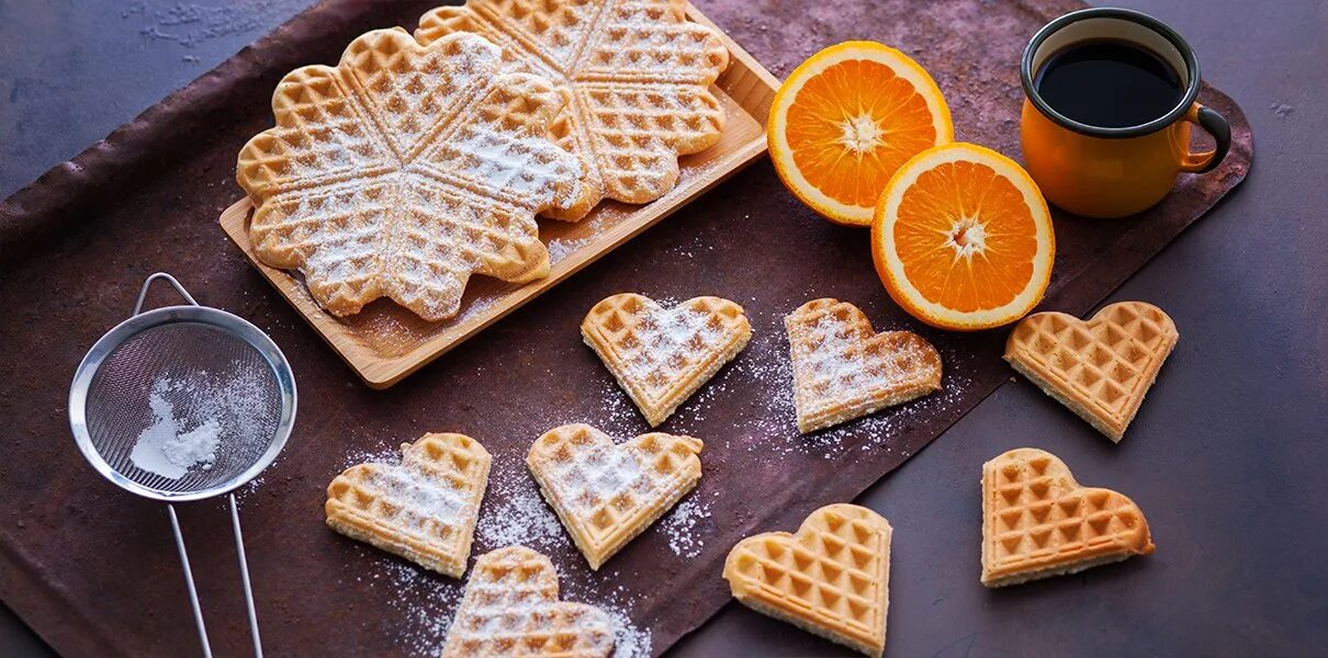 25/220. Waffle maker вафельница. Waffle maker вафельница. Шоколадные вафли в вафельнице. Roshen вафли шоколадные.