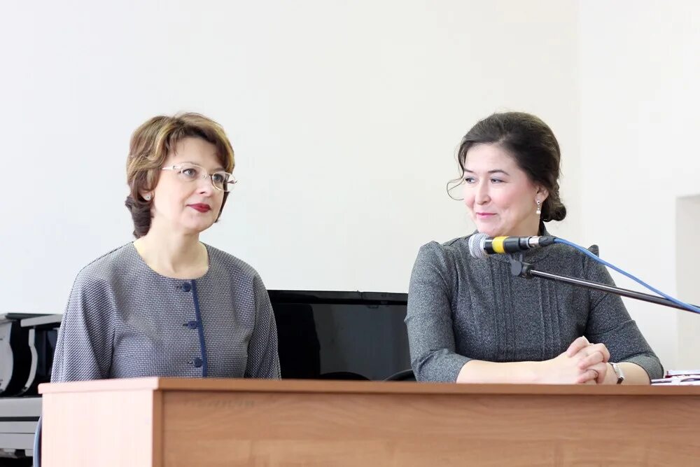 училище искусств директор. училище искусств уфа преподаватели. бобров светлана станиславовна череповец. директор училища искусств уфа. директор ууи уфа.