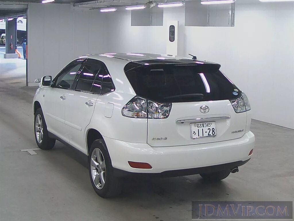 Toyota harrier 2017 обвес. Тойота харриер 60 кузов. Toyota harrier 2006 с выдвижной панорамой. Тойота харриер гибрид 2017 года. Toyota harrier 2020 modellista.