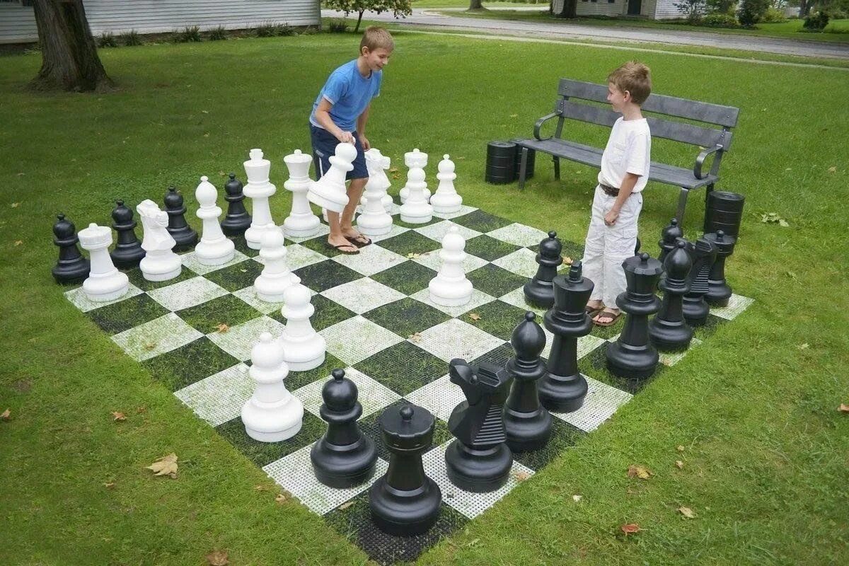 Chess walk