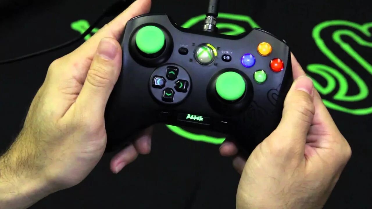 Игры которые поддерживают джойстик. Razer геймпад Xbox 360. Геймпад Razer Sabertooth. Геймпад Xbox от рейзер. Джойстик Xbox 360 для ПК.