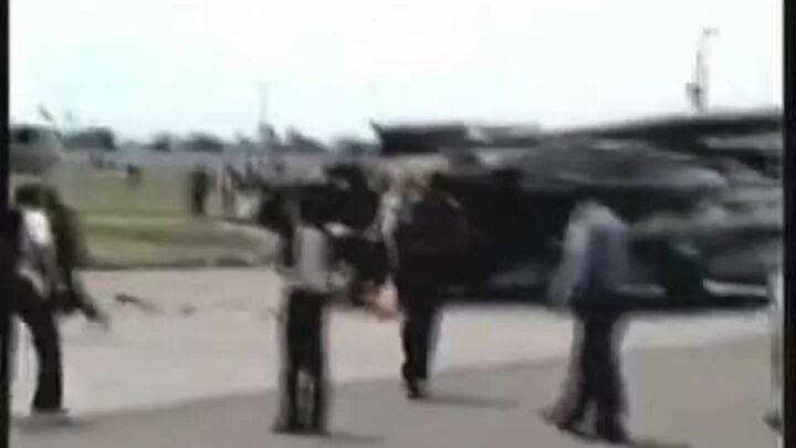 Аэродром в скнилове. Крушение су-27 на авиашоу во львове. 2002 год аэродром скнилов. катастрофа на авиашоу во львове 2002. катастрофа су-27 во львове видео.