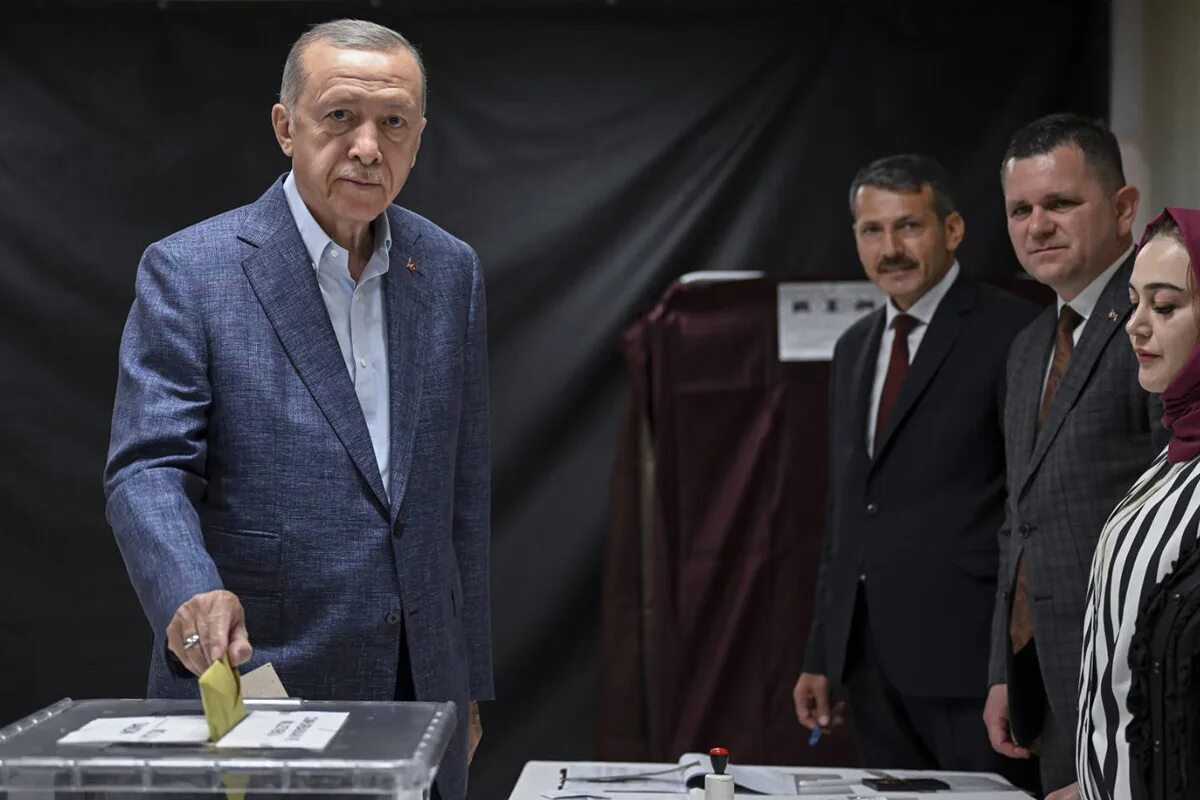 Местные выборы в турции. Реджеп Эрдоган. Эмине Эрдоган. Эрдоган и Кылычдароглу.
