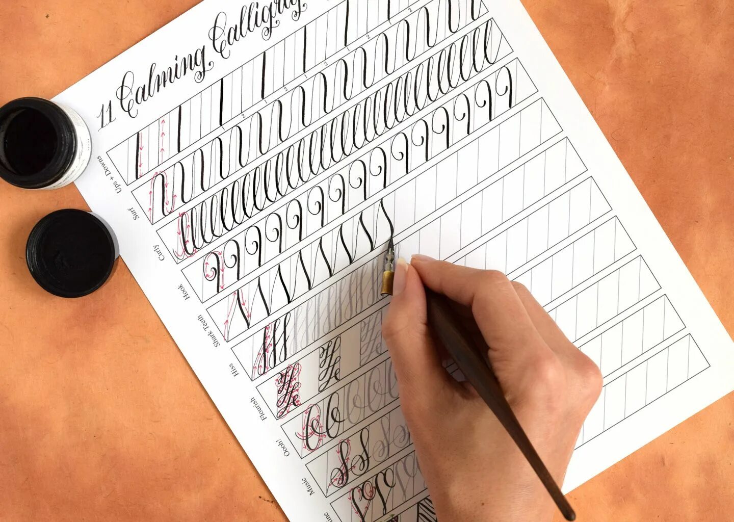 Упражнения для тренировки каллиграфического почерка. Упражнения для каллиграфического почерка пером. Упражнения по каллиграфии. Каллиграфия упражнения копперплейт. Упражнения по каллиграфии.